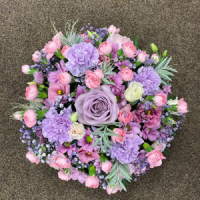 Posy 102 - Mixture of pink and lilac flowers