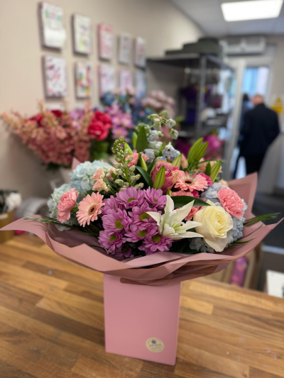 Pink Serenity Bouquet - Elegant pastel living vase arrangement in soft seasonal tones, beautifully hand-crafted and ready to display instantly.